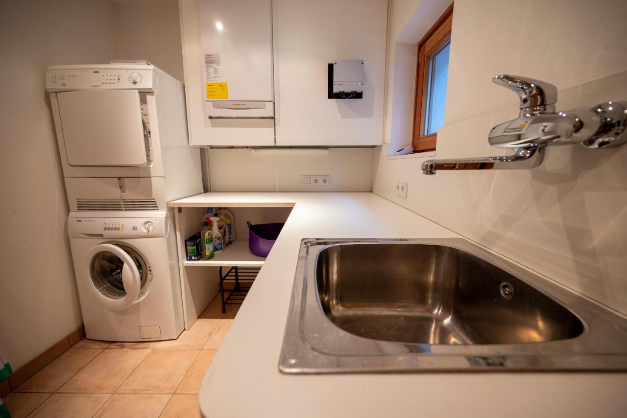 Finest Lakeside Villa Zell Am See By All In One Apartments Erlberg Extérieur photo